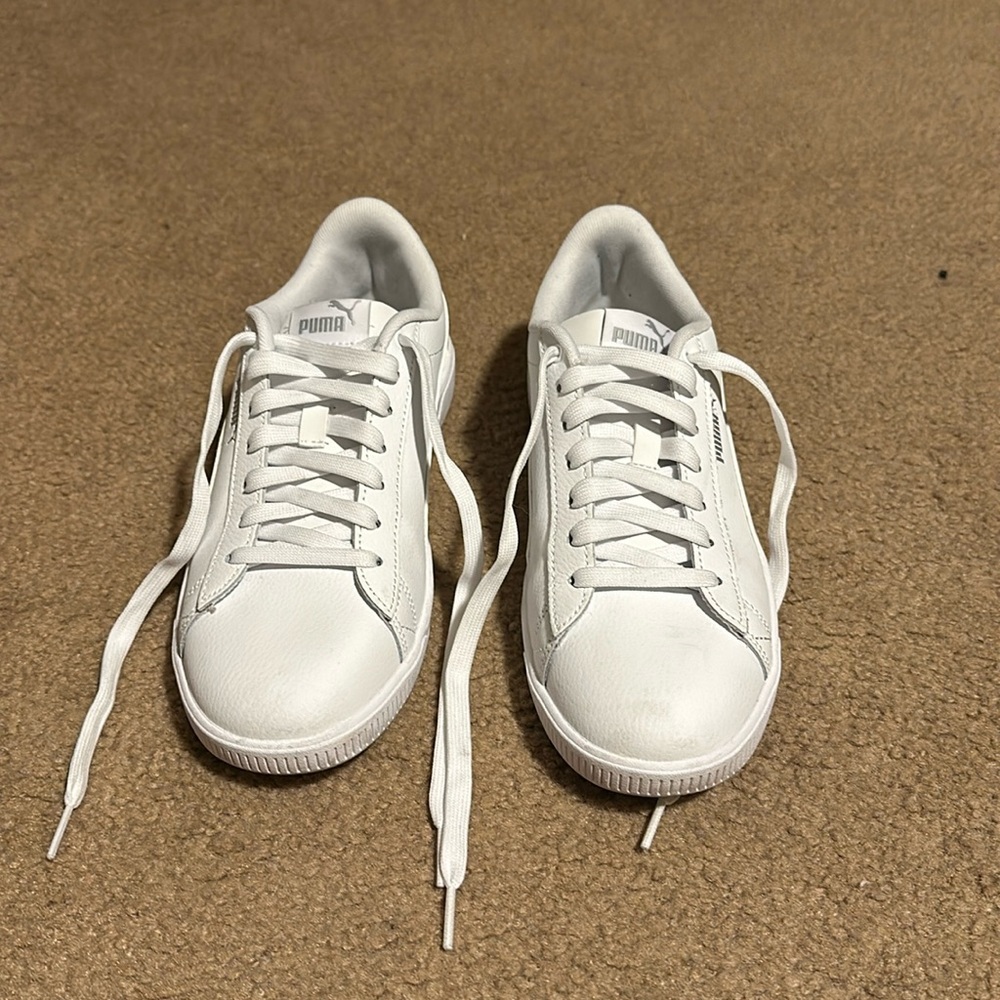 Puma Sneakers